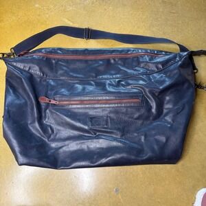 YSL FOR Men Opium Leather Over Night Messenger Bag Shoulder Bag Navy XL